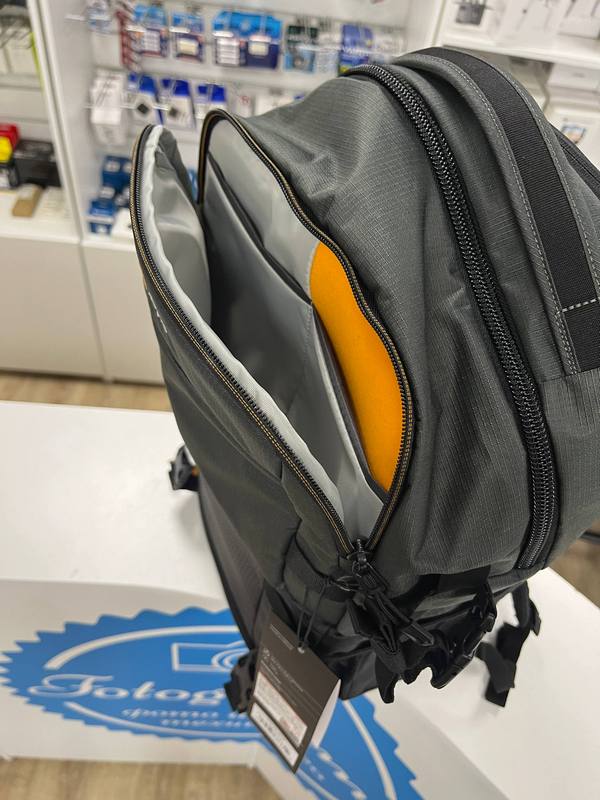 Фоторюкзак Lowepro Fastpack PRO BP 250 AW III серый — изображение 5