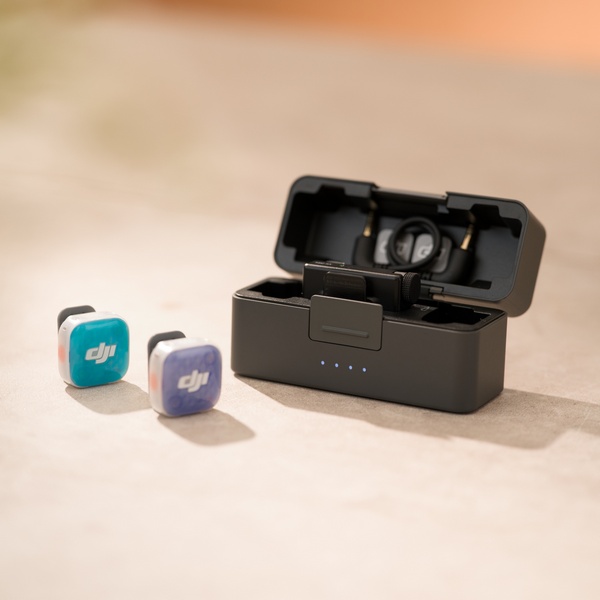 Радиосистема DJI MIC MINI 2S (2TX+1RX+Charging Case+сменные панели 10 шт) — изображение 3